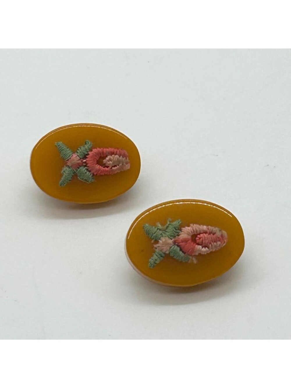 Bakelite Clip-On Earrings  Butterscotch Pink & Green Embroidered Floral Vintage - Picture 3 of 15
